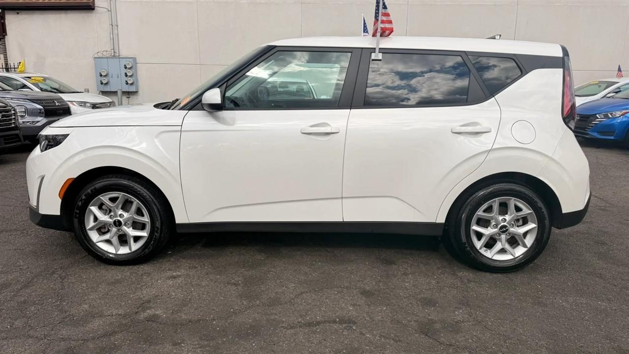 Kia Soul LX 2025