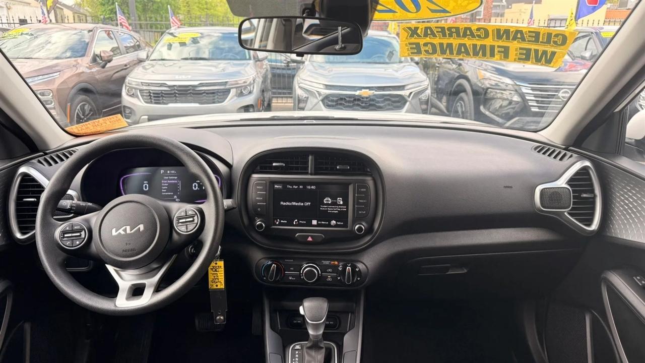 Kia Soul LX 2025