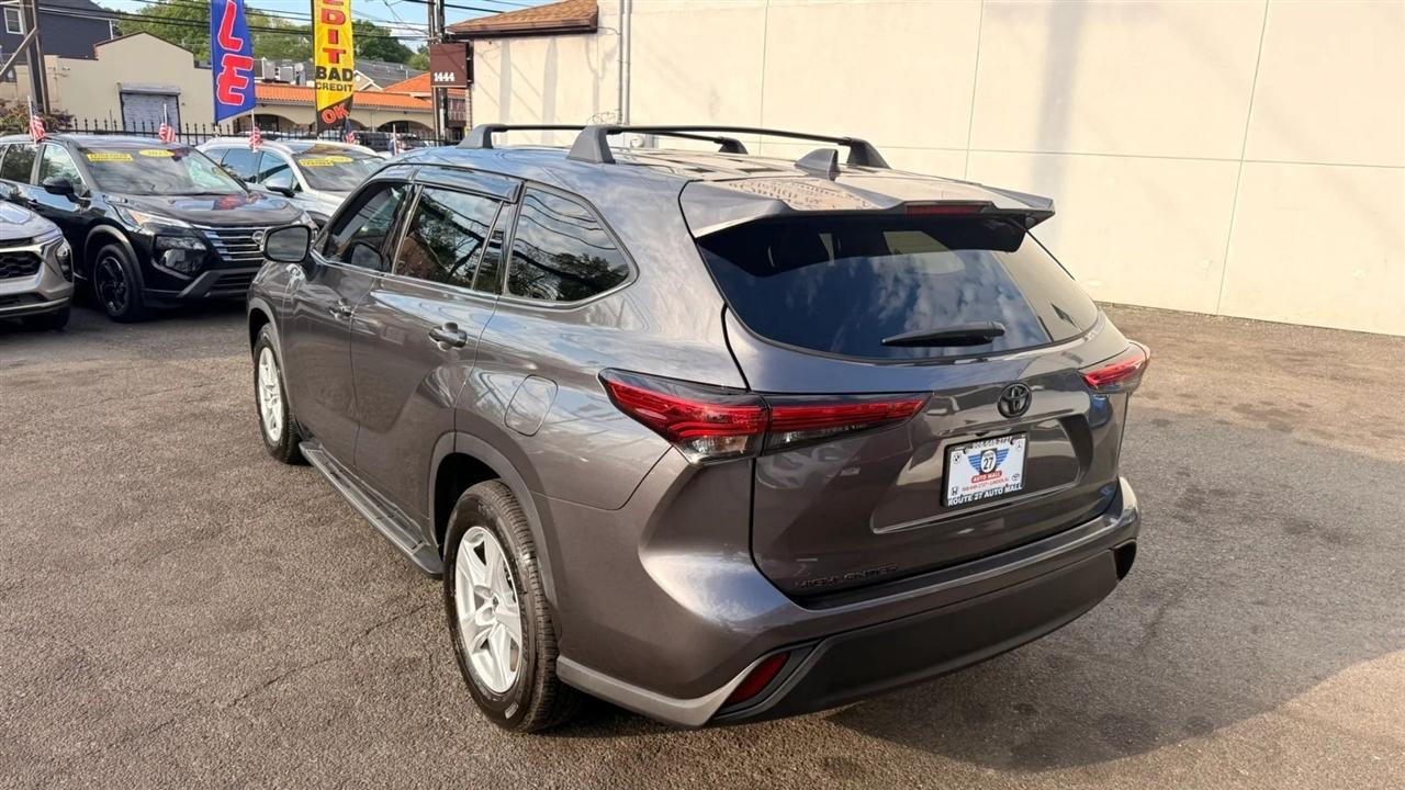 Toyota Highlander L 2022