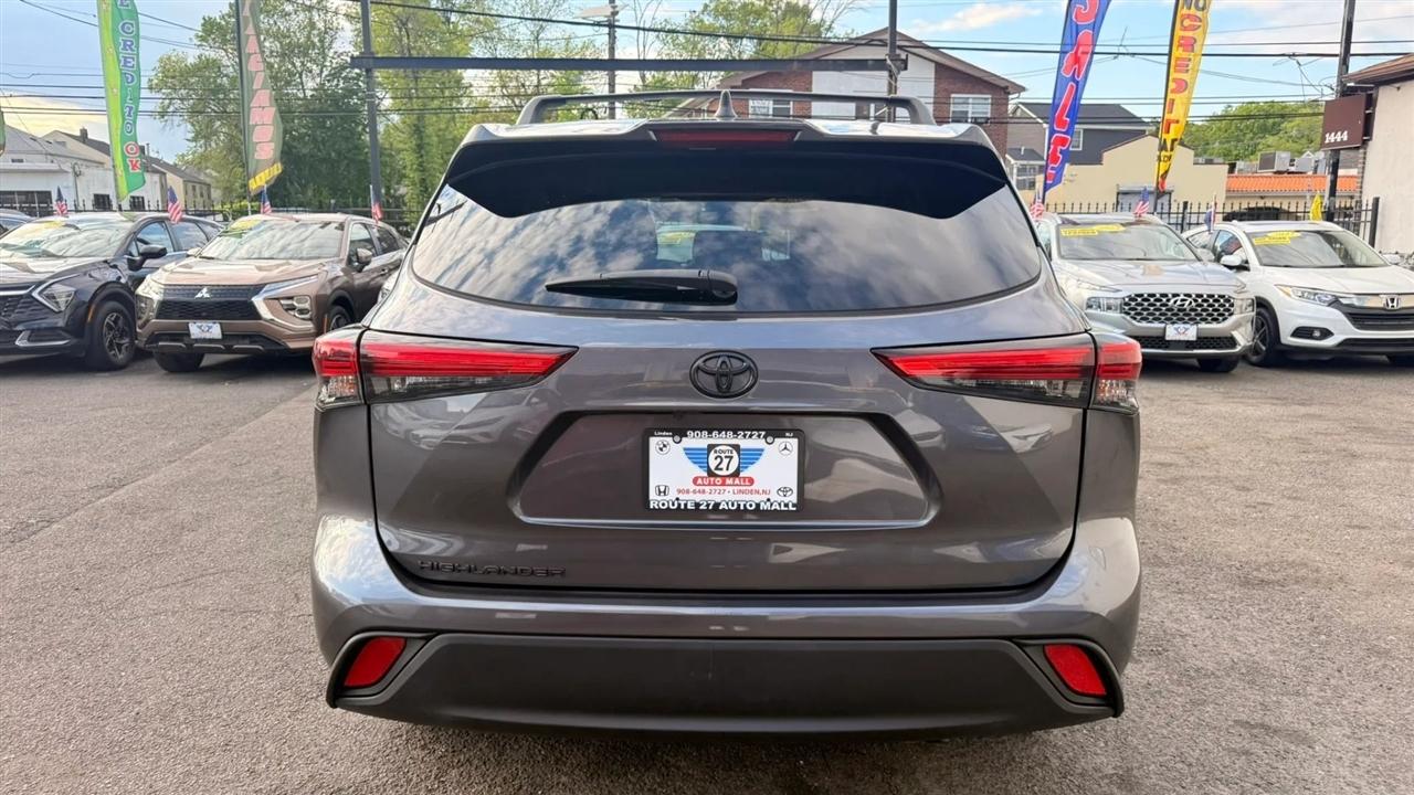 Toyota Highlander L 2022