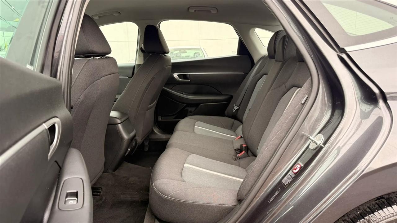 Hyundai Sonata SE 2021