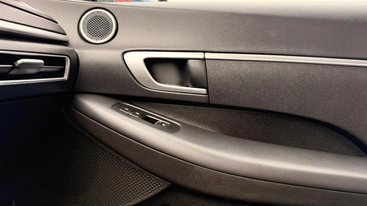 Hyundai Sonata SE 2021