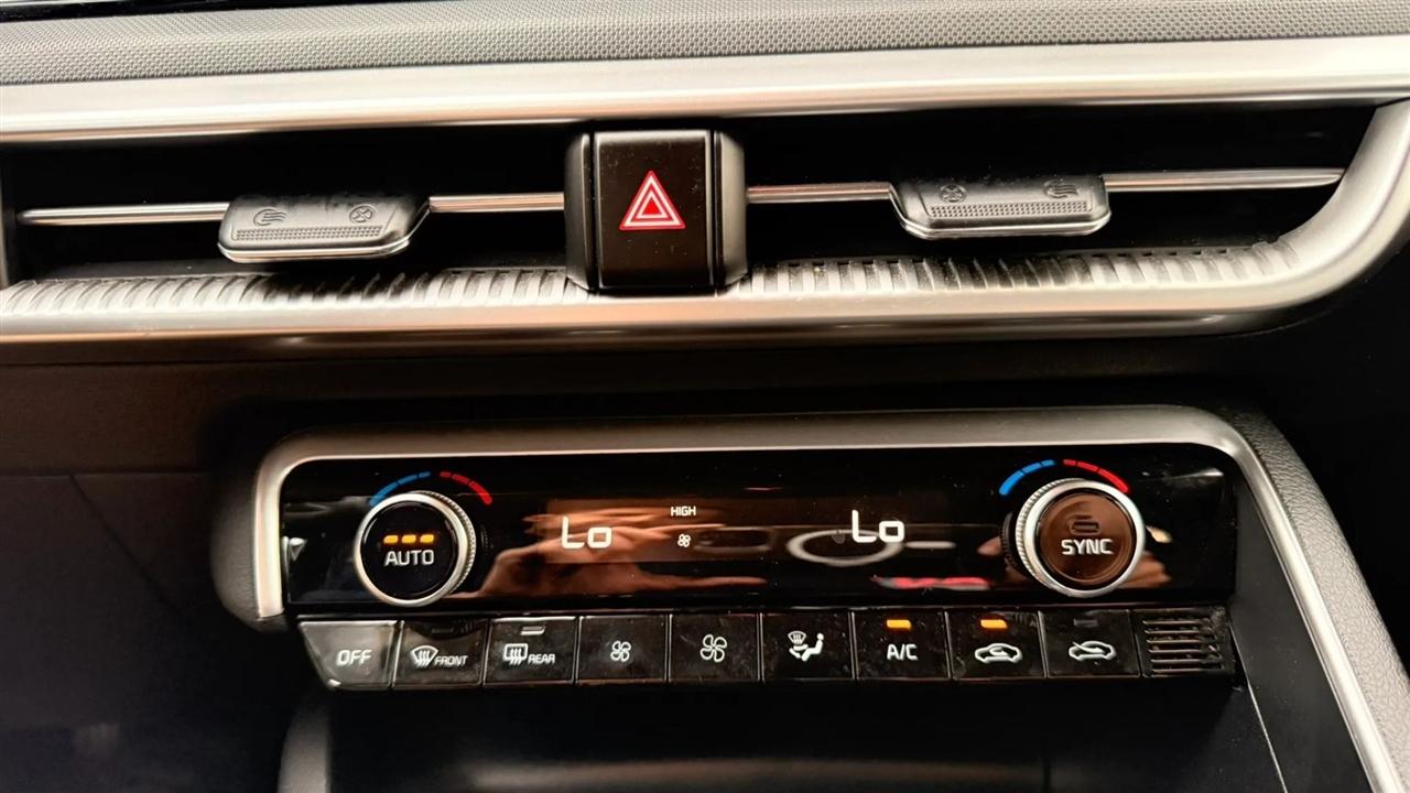 Kia K5 LXS 2023
