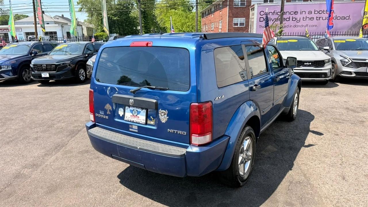 Dodge Nitro SE 4WD 2009