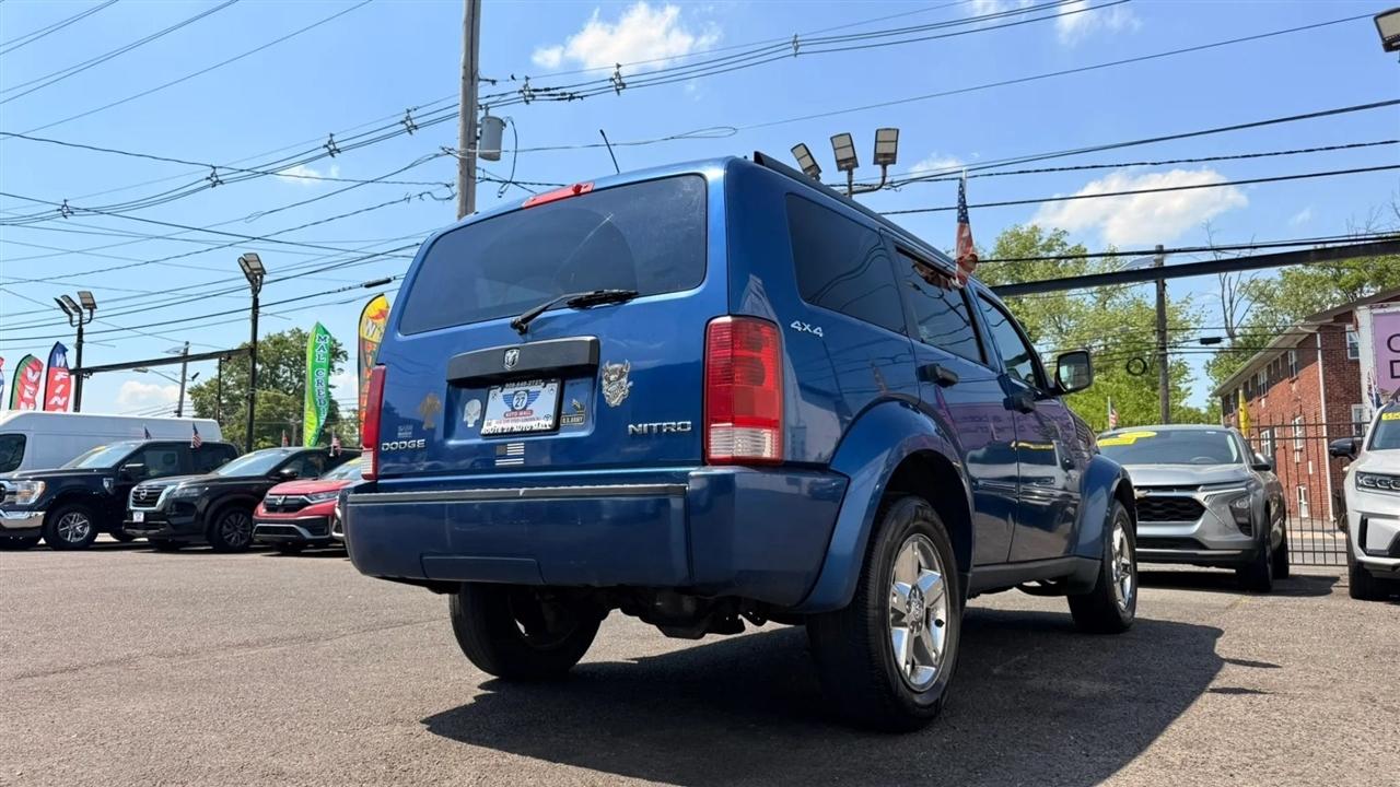 Dodge Nitro SE 4WD 2009