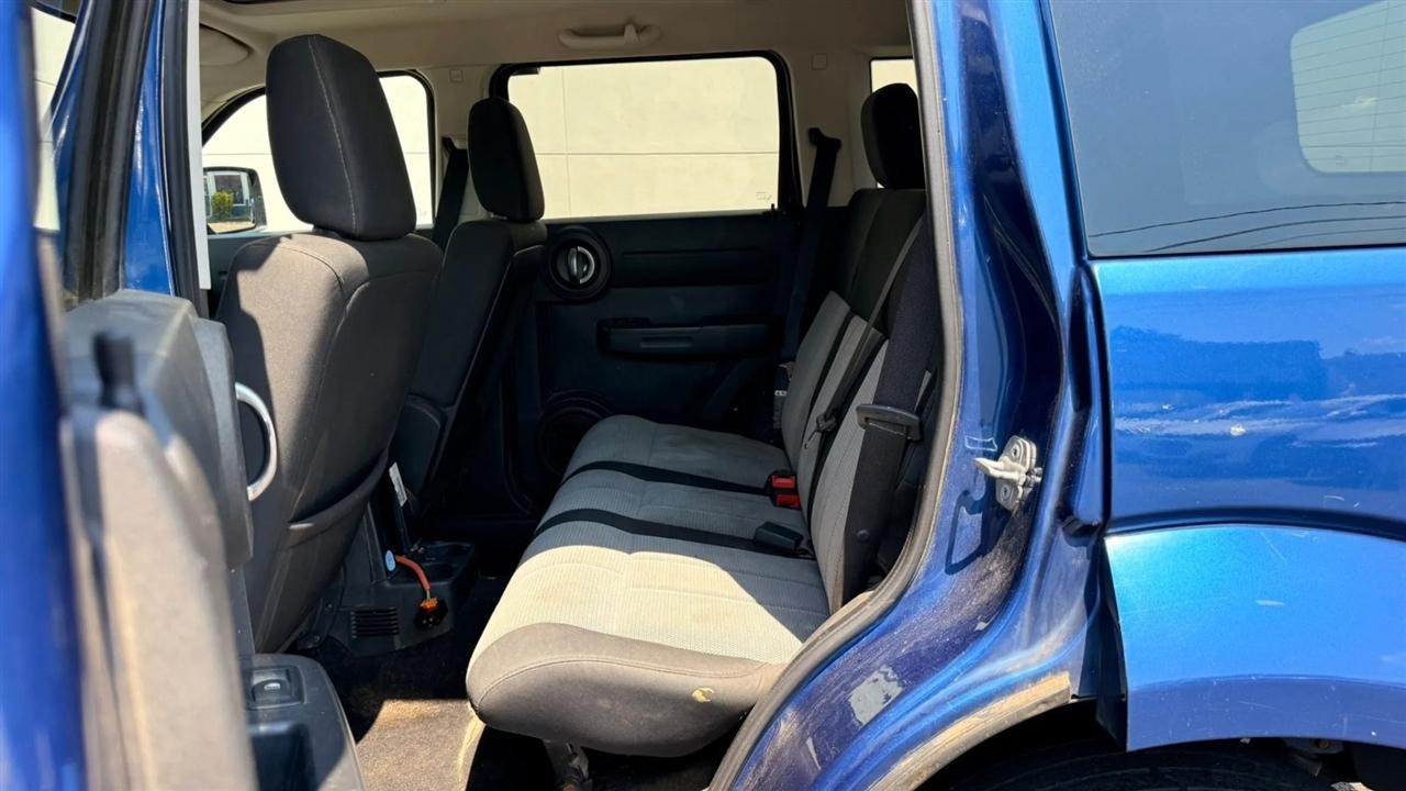 Dodge Nitro SE 4WD 2009