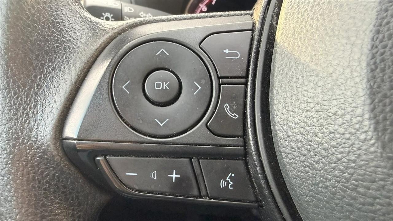 Toyota RAV4 XLE 2024