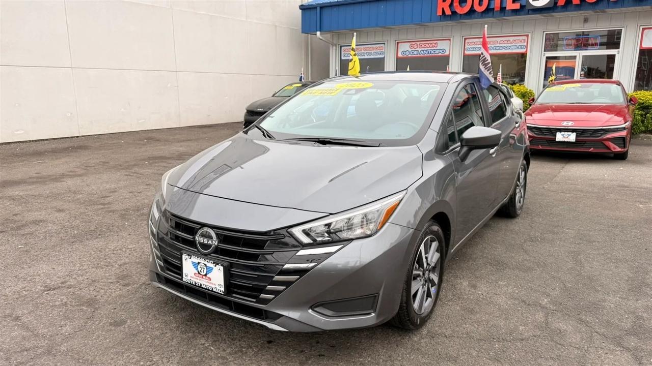 Nissan Versa SV 2025