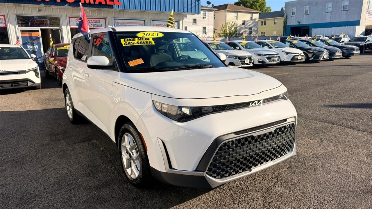 Kia Soul LX CVT 2024