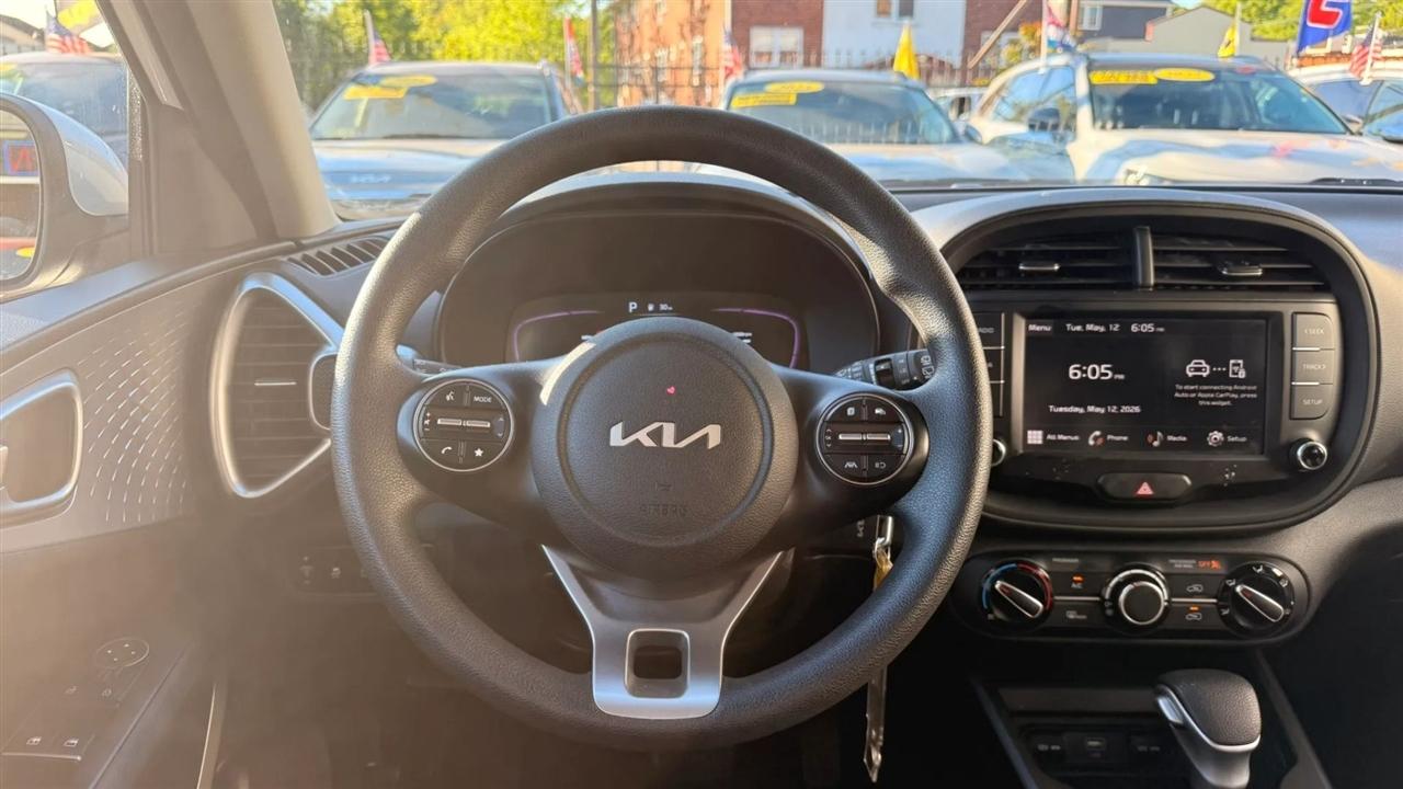 Kia Soul LX CVT 2024