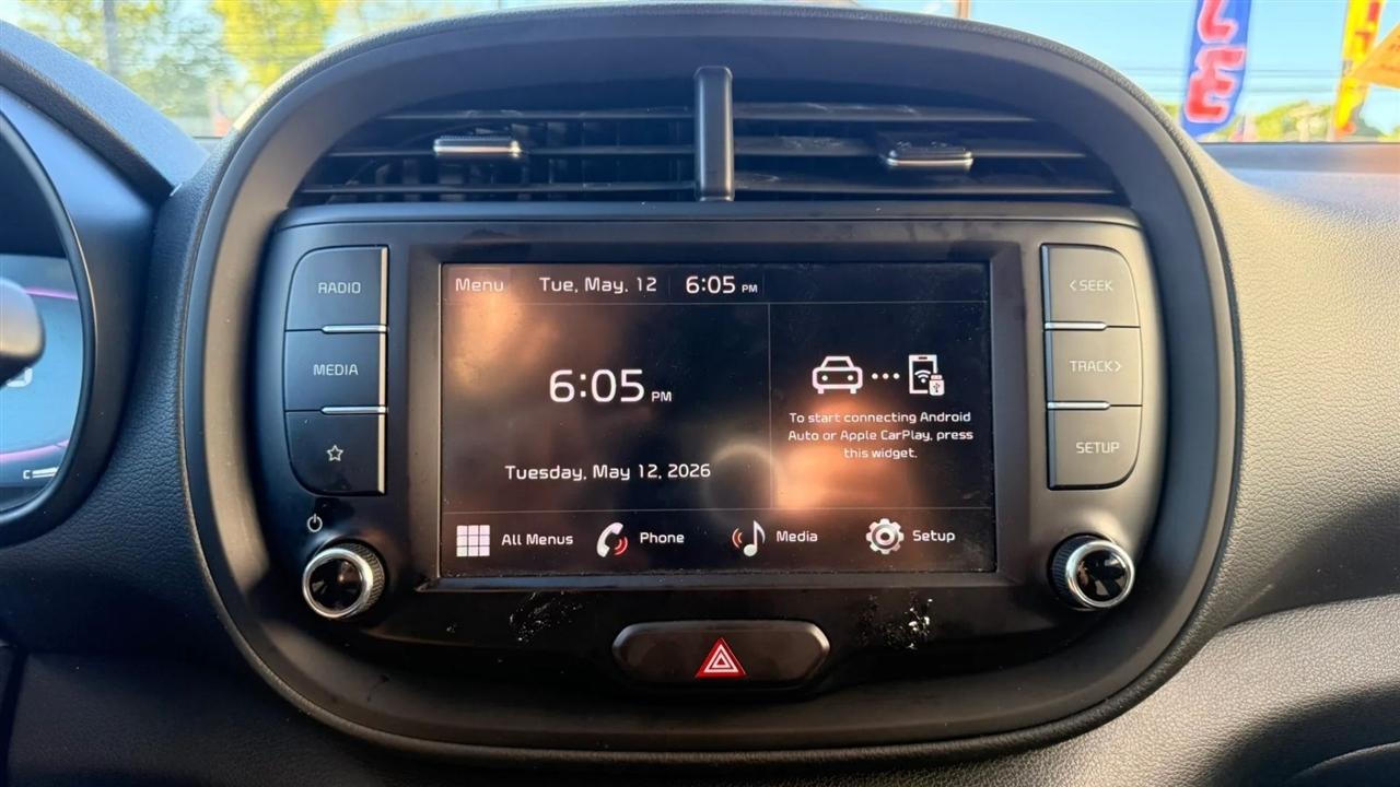 Kia Soul LX CVT 2024