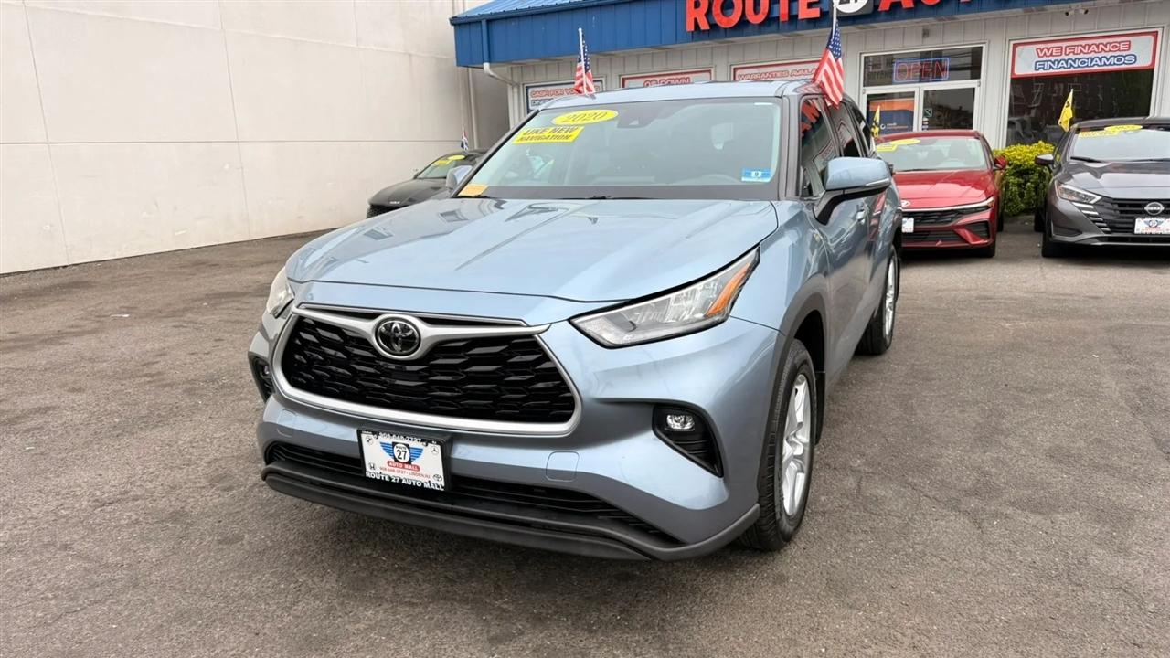 Toyota Highlander LE AWD V6 2020