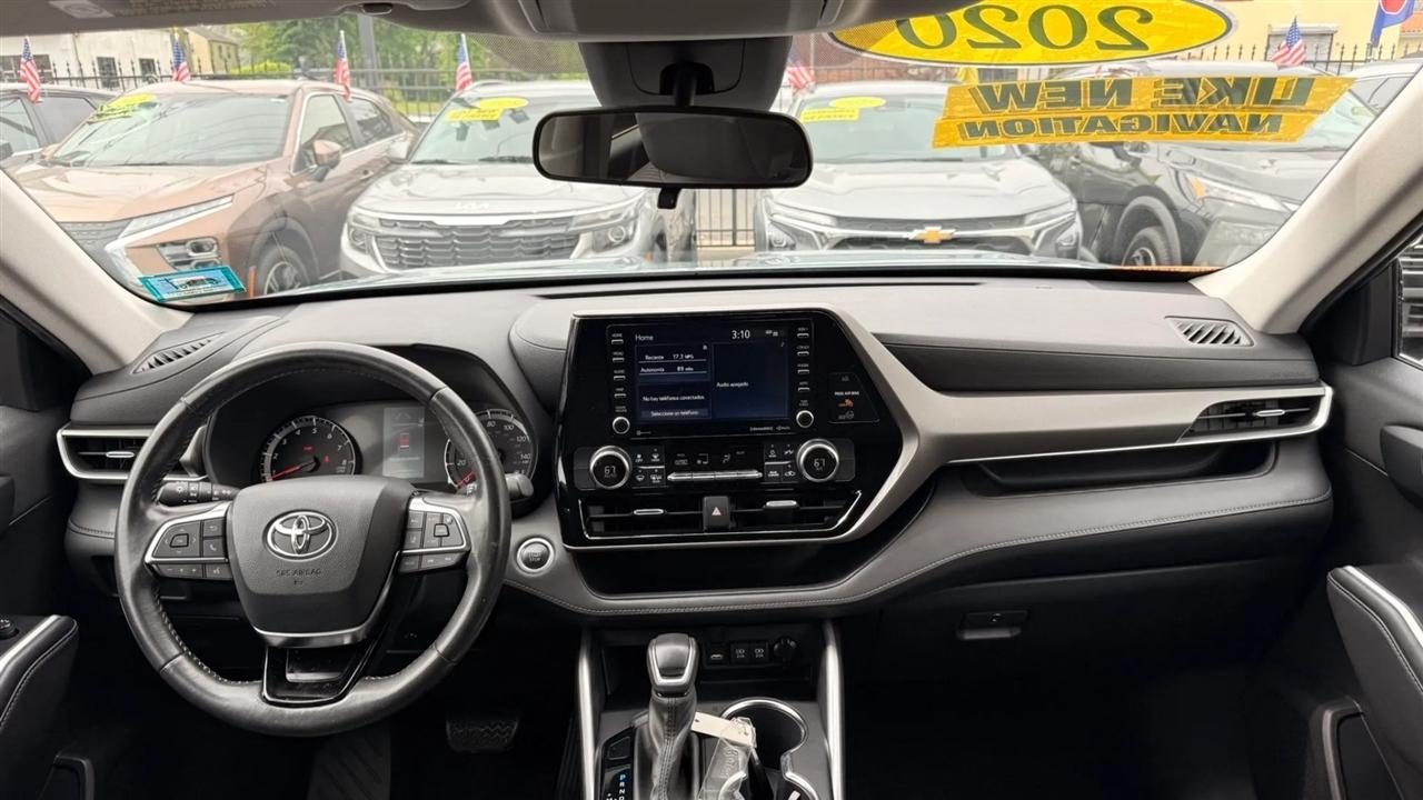 Toyota Highlander LE AWD V6 2020