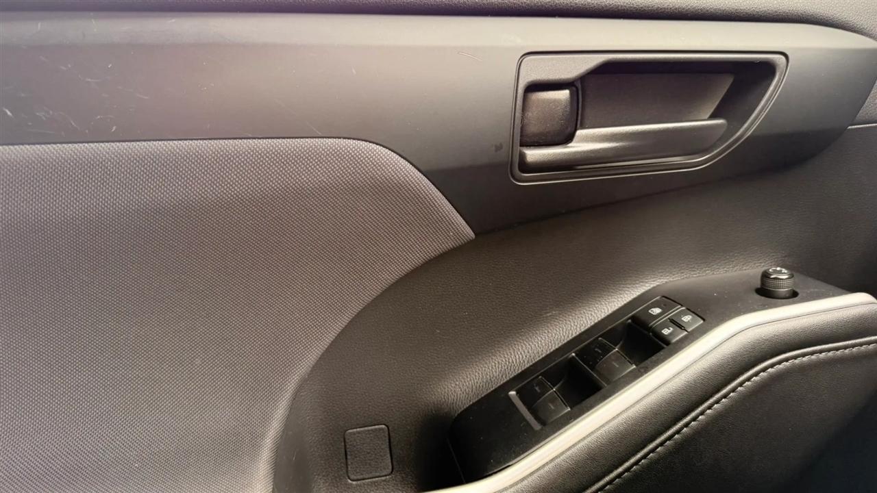 Toyota Highlander LE AWD V6 2020