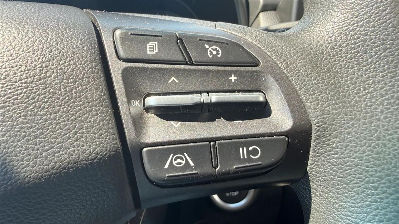 Hyundai Kona SEL 2023