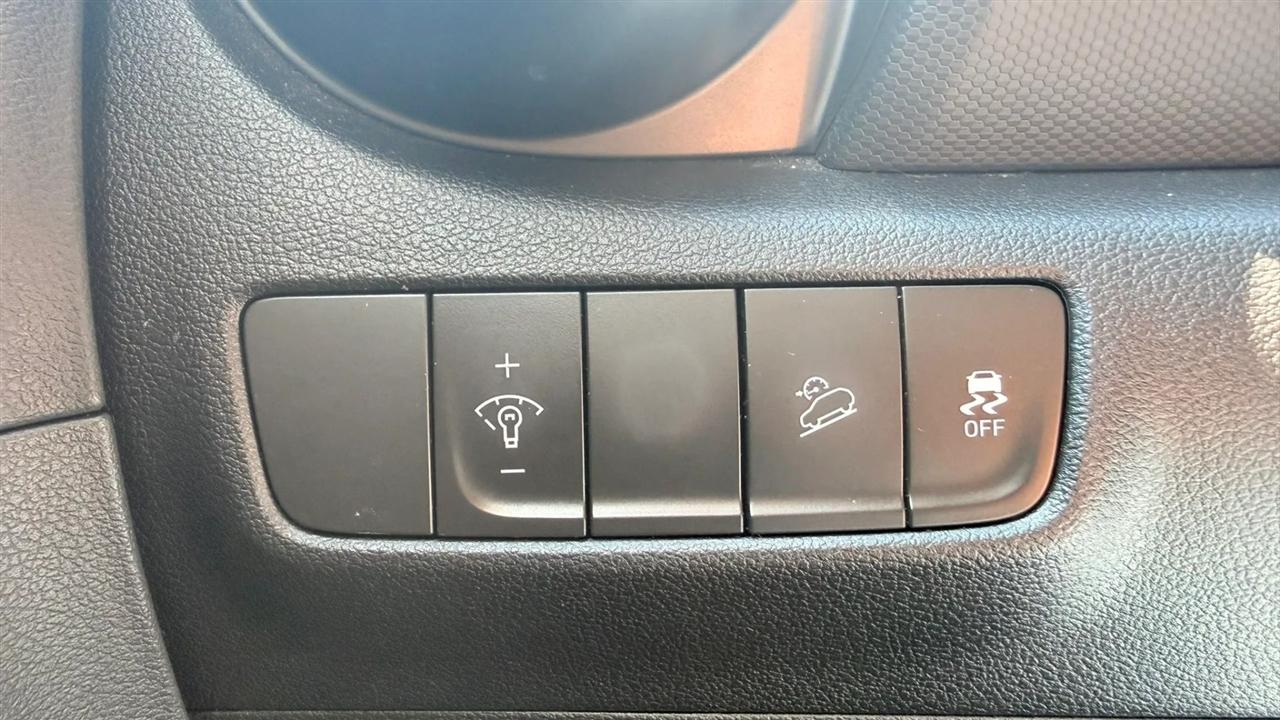 Hyundai Kona SEL 2023