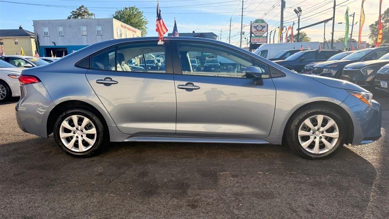 Toyota Corolla LE 2023