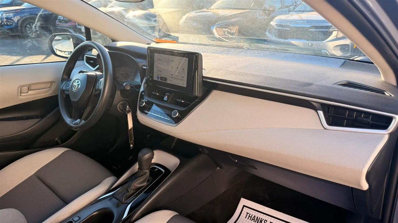 Toyota Corolla LE 2023