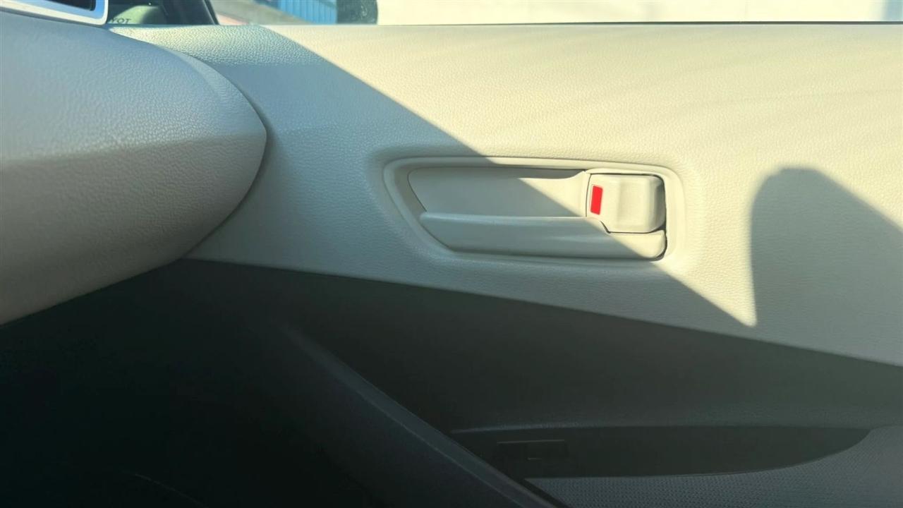 Toyota Corolla LE 2023