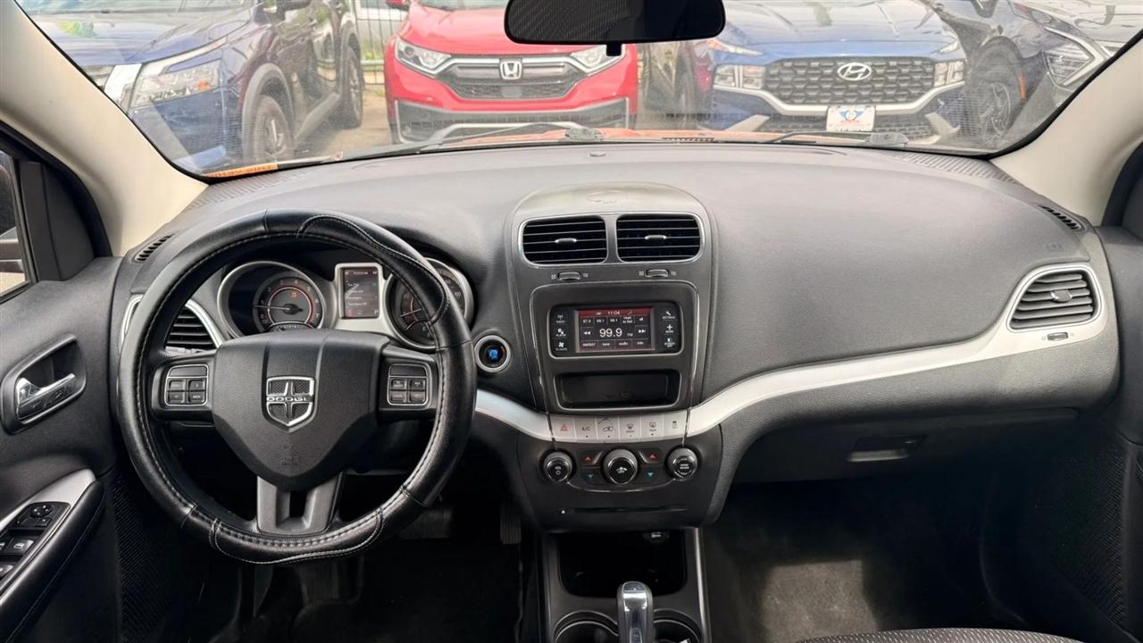 Dodge Journey Mainstreet AWD 2011