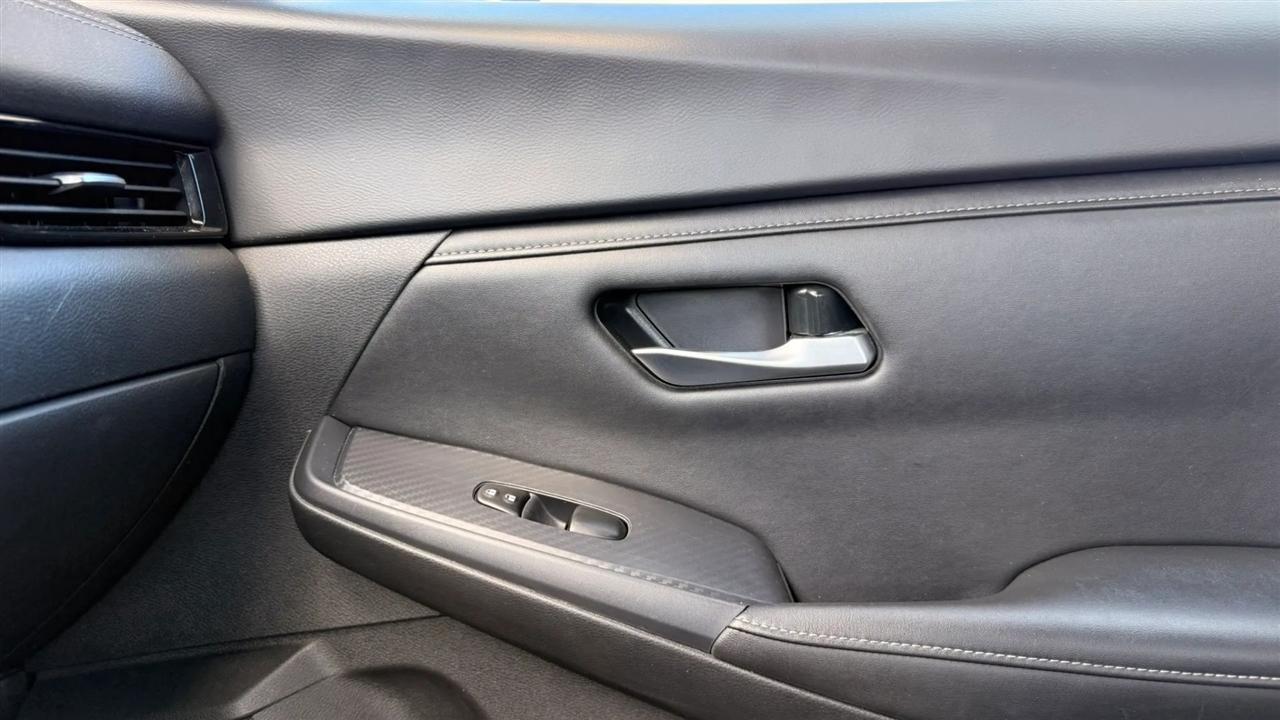 Nissan Sentra SV 2024