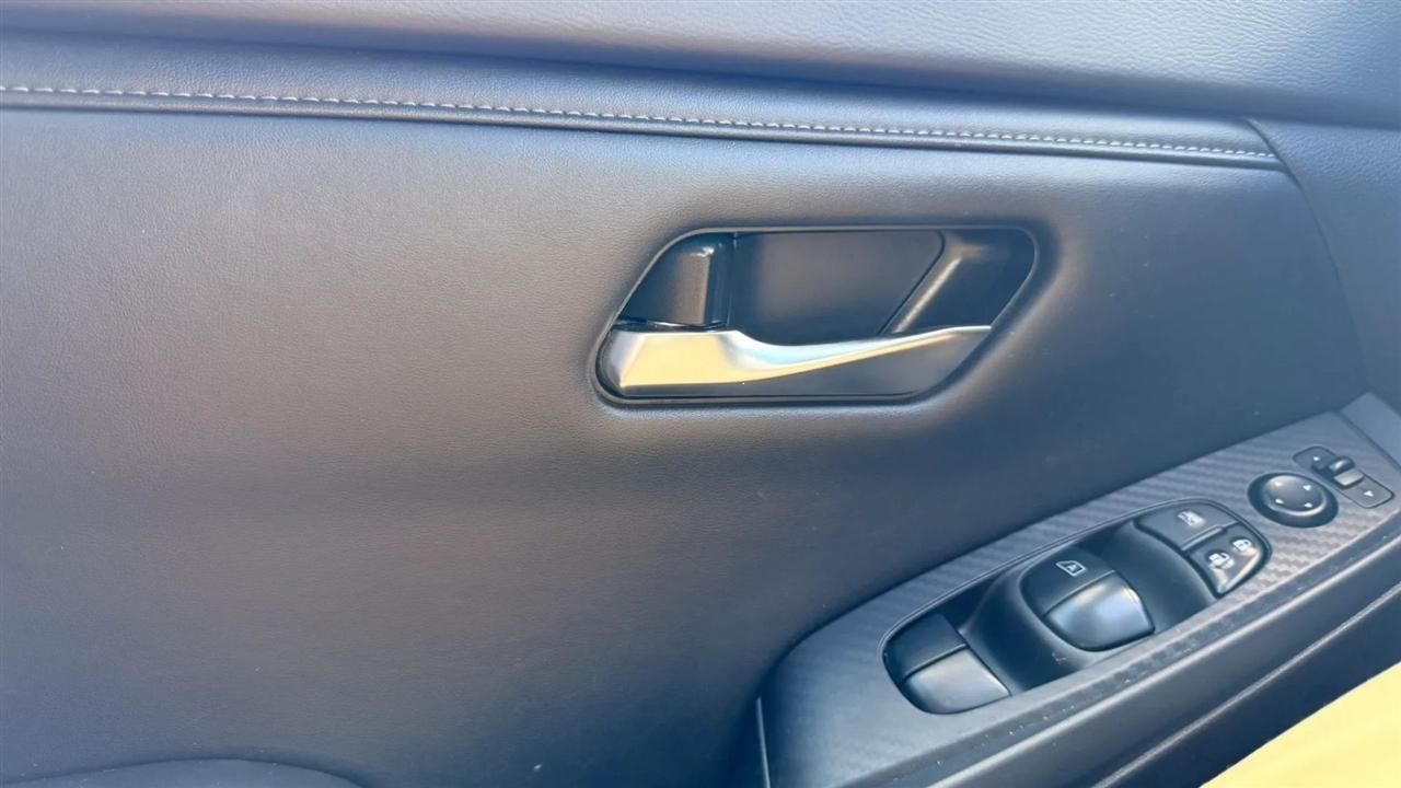 Nissan Sentra SV 2024