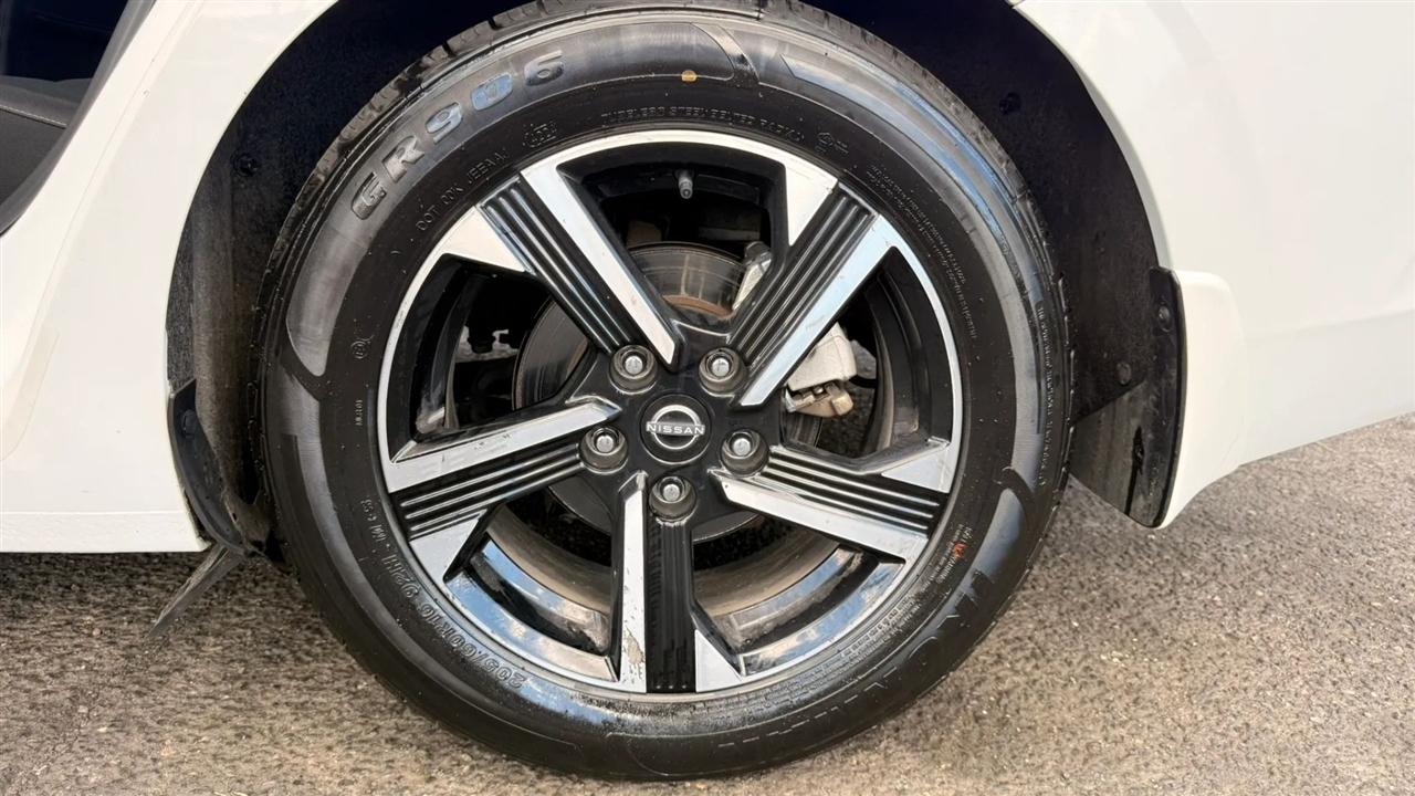 Nissan Sentra SV 2024