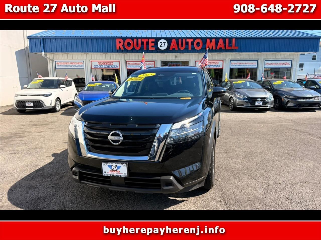 2024 Nissan Pathfinder SV