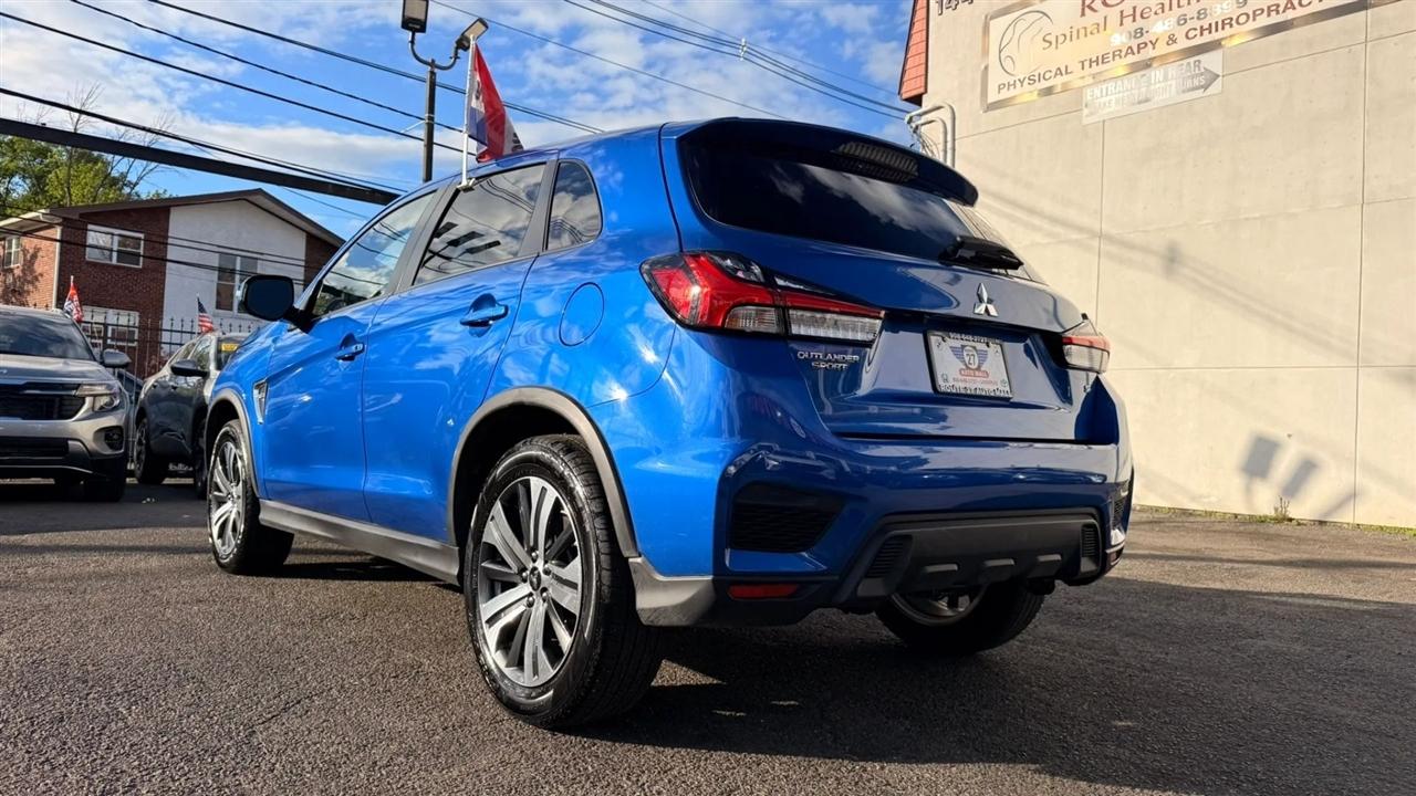 Mitsubishi Outlander Sport 2.0 ES 4WD 2025