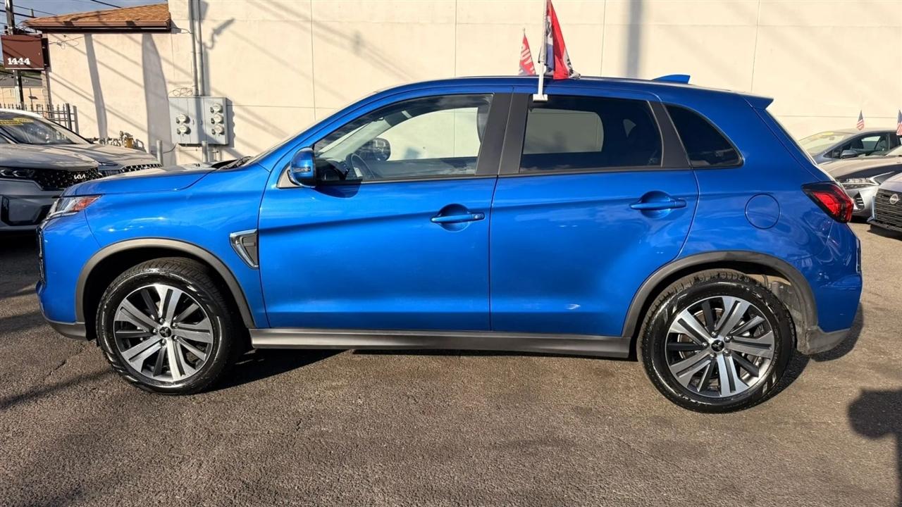 Mitsubishi Outlander Sport 2.0 ES 4WD 2025