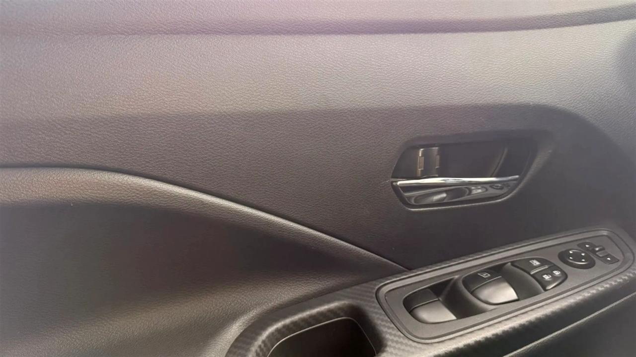 Nissan Versa SV 2025