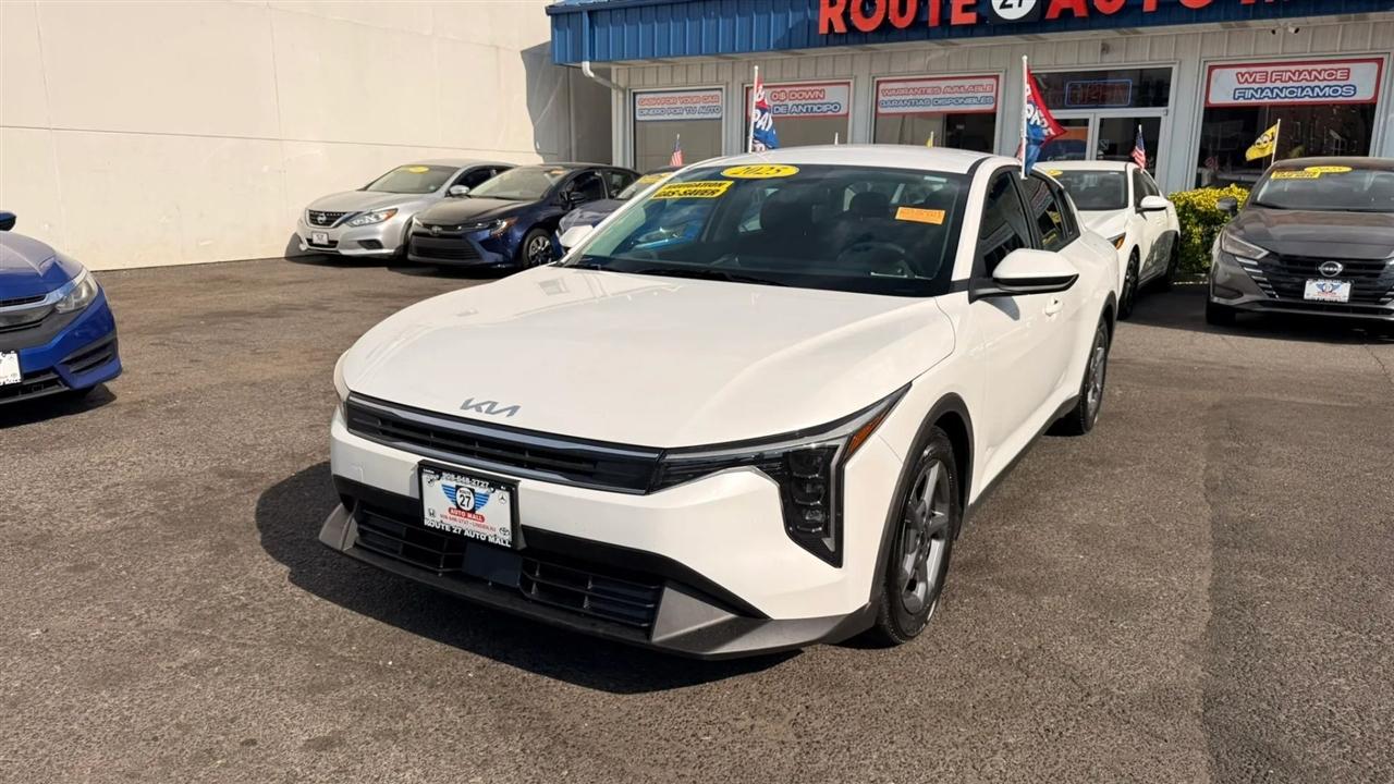 Kia K4 LXS 2025