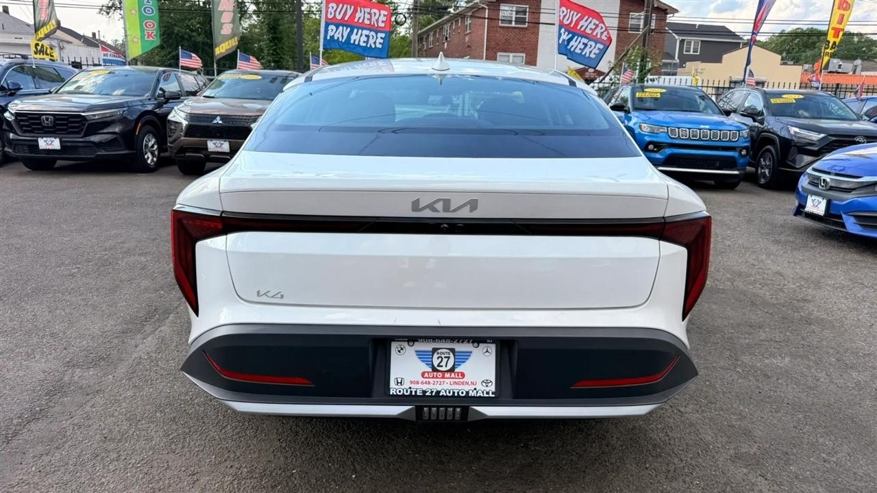 Kia K4 LXS 2025