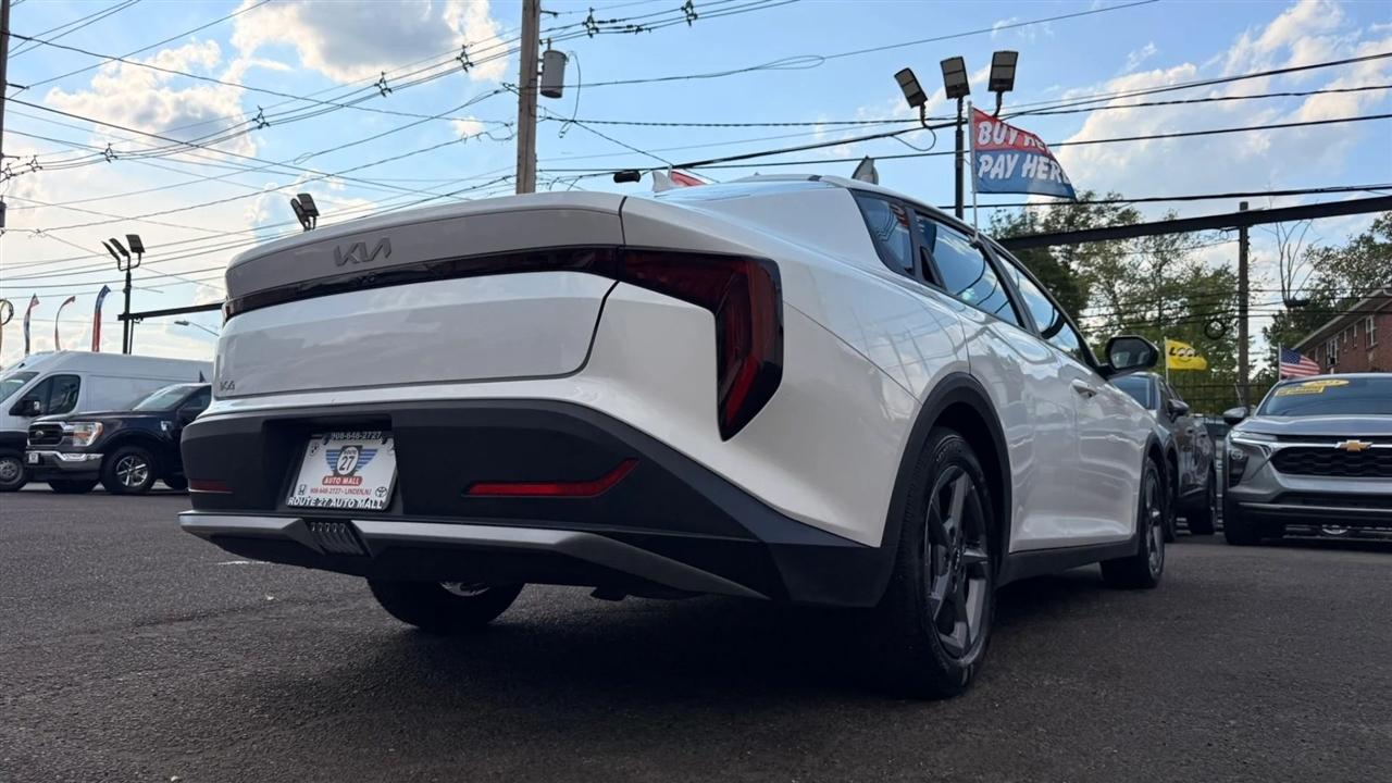 Kia K4 LXS 2025