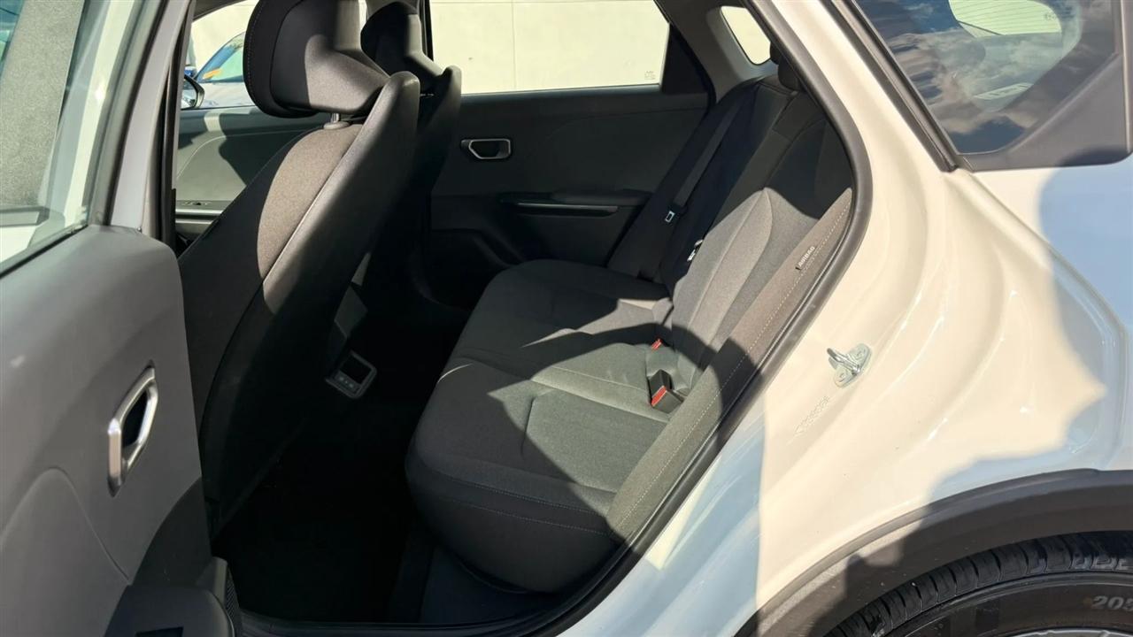 Kia K4 LXS 2025