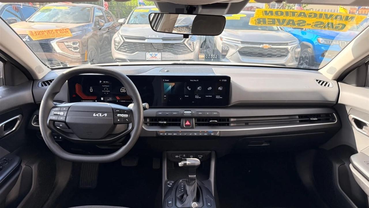 Kia K4 LXS 2025