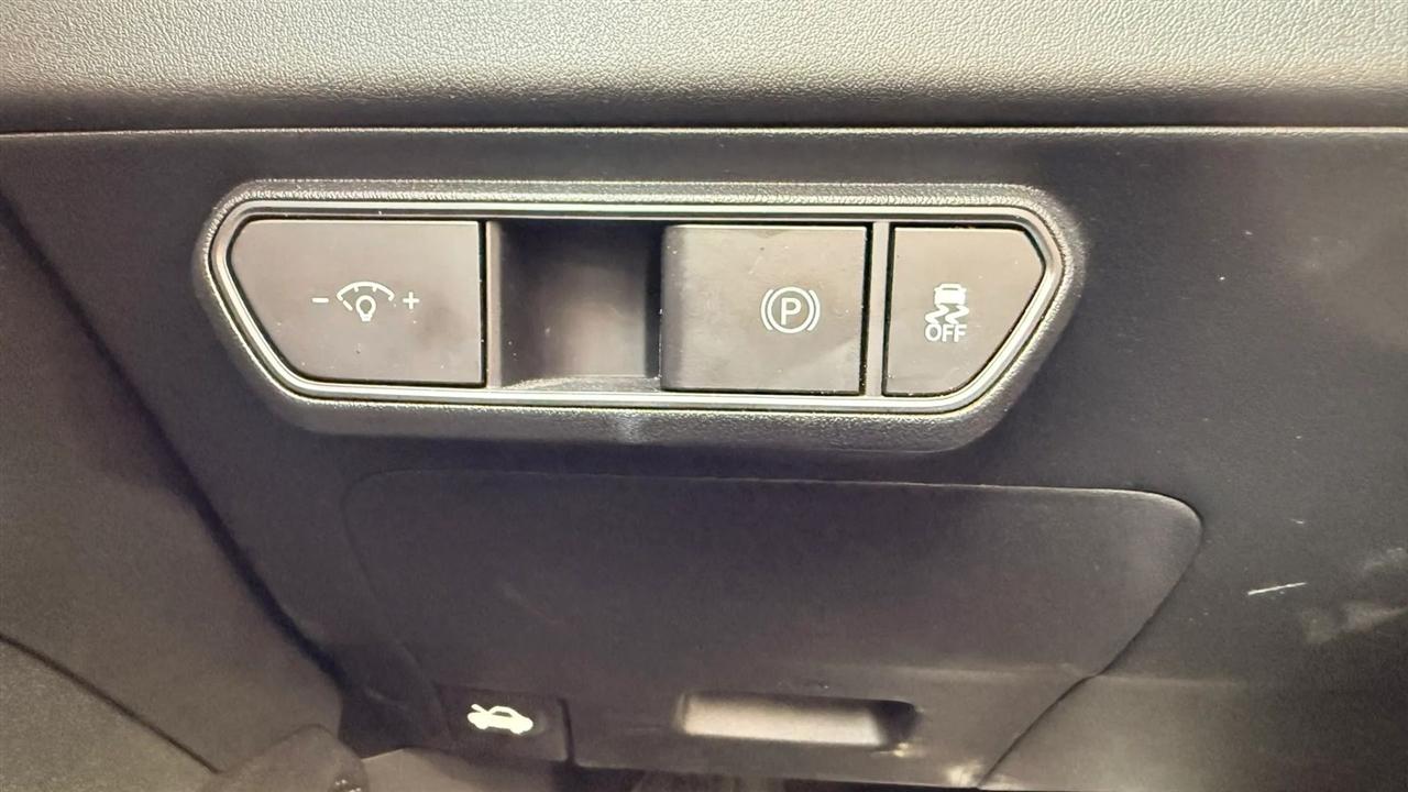 Kia K4 LXS 2025