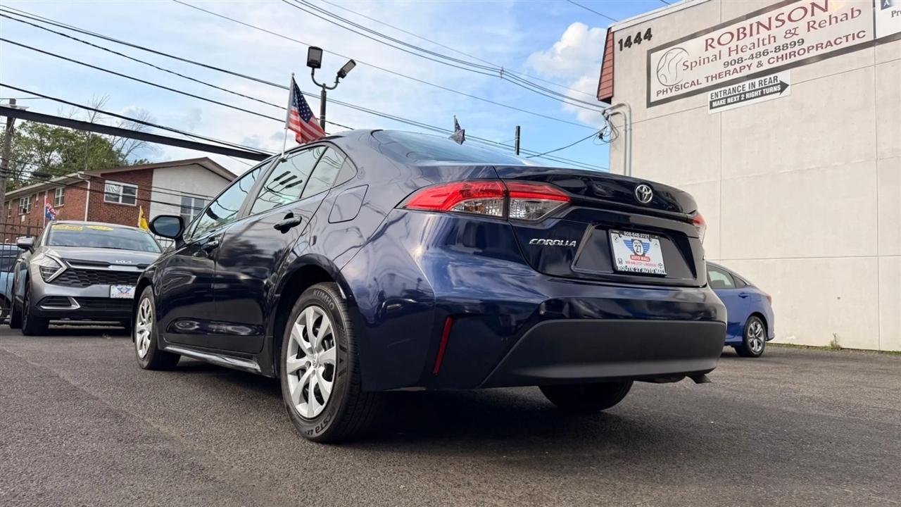Toyota Corolla LE 2023