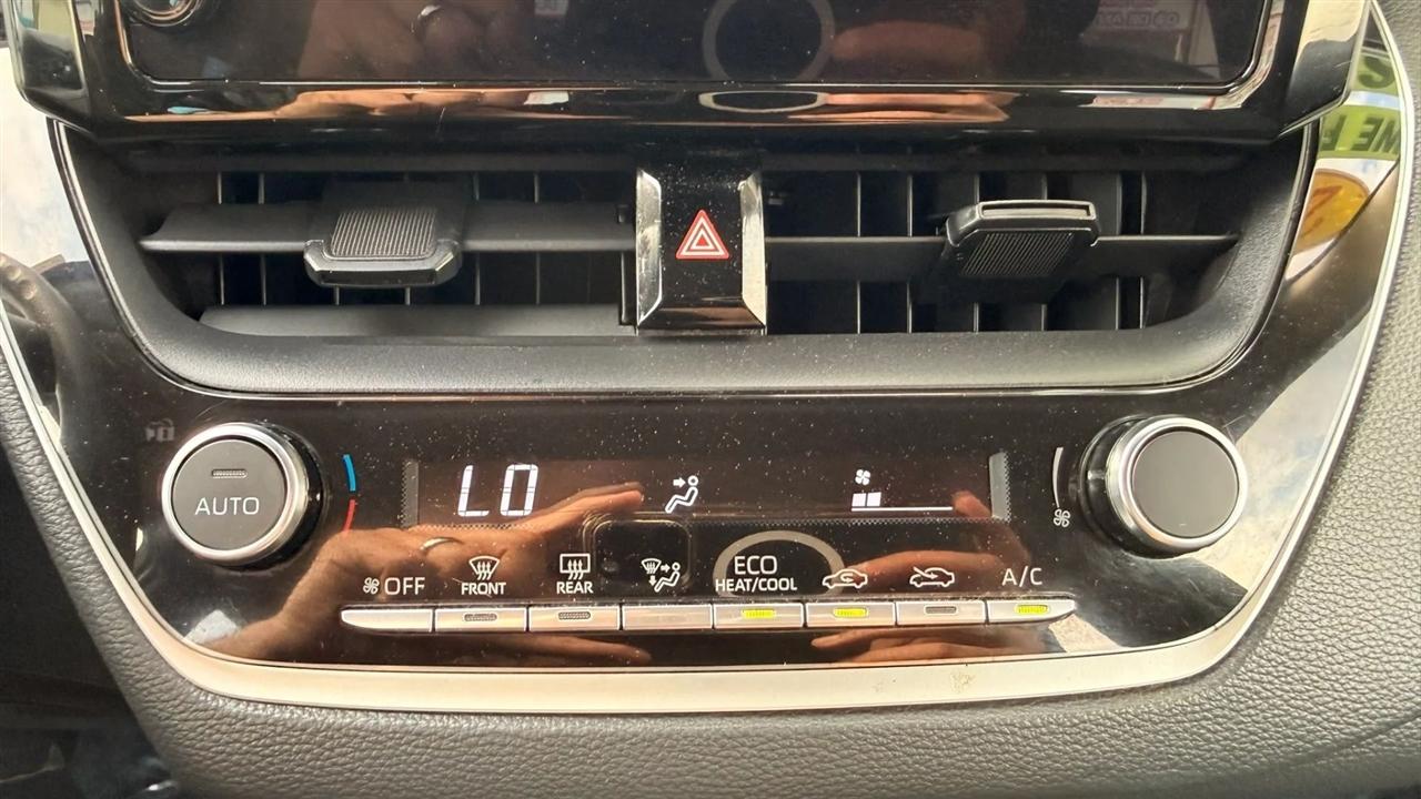 Toyota Corolla LE 2023