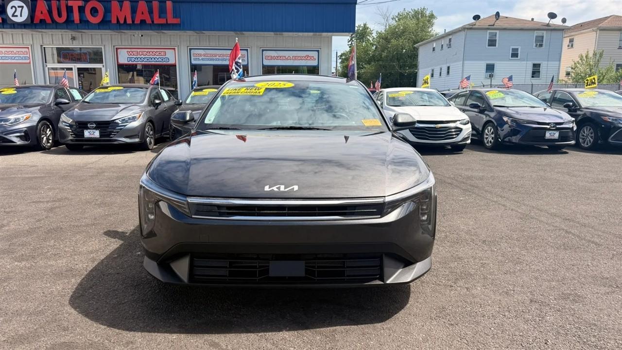 Kia K4 LXS 2025