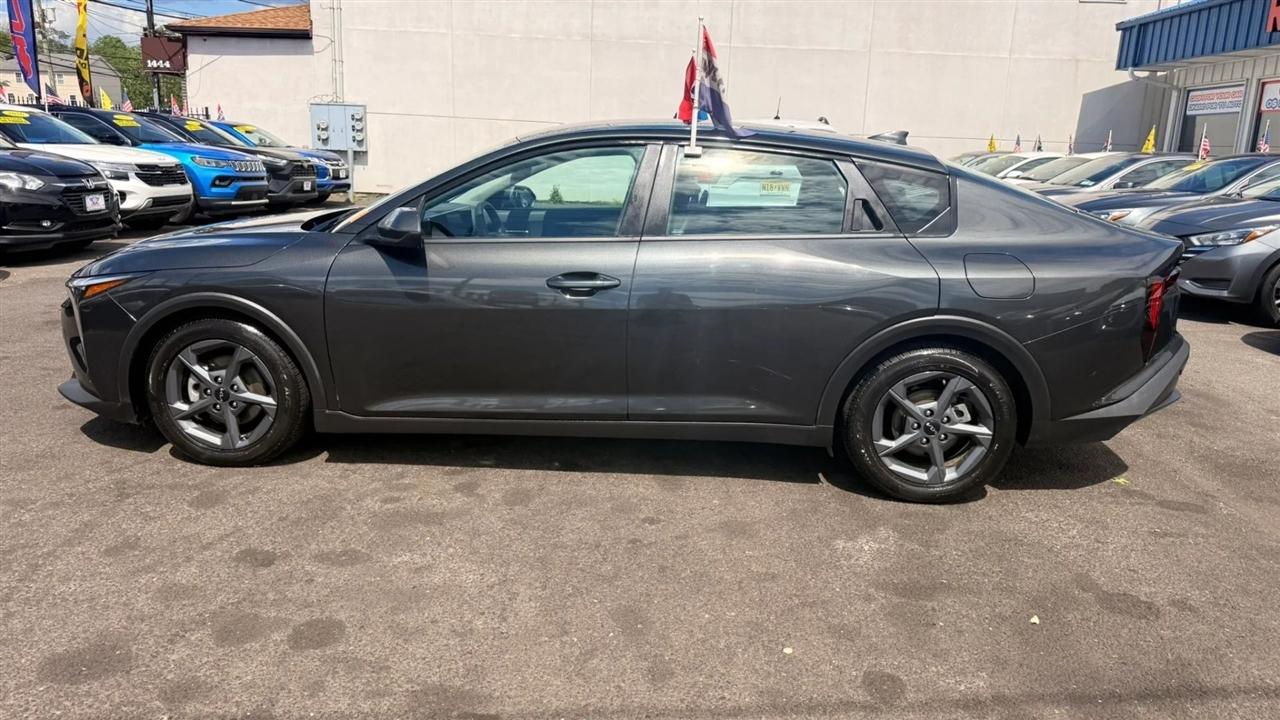 Kia K4 LXS 2025