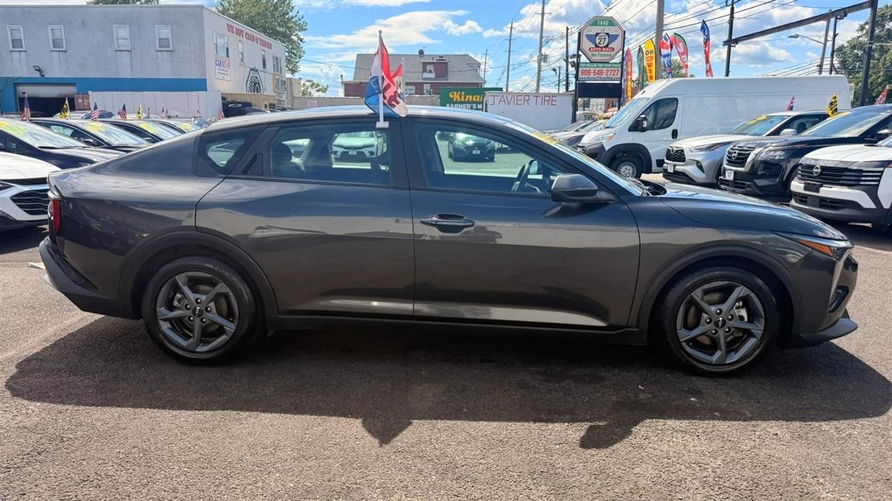 Kia K4 LXS 2025