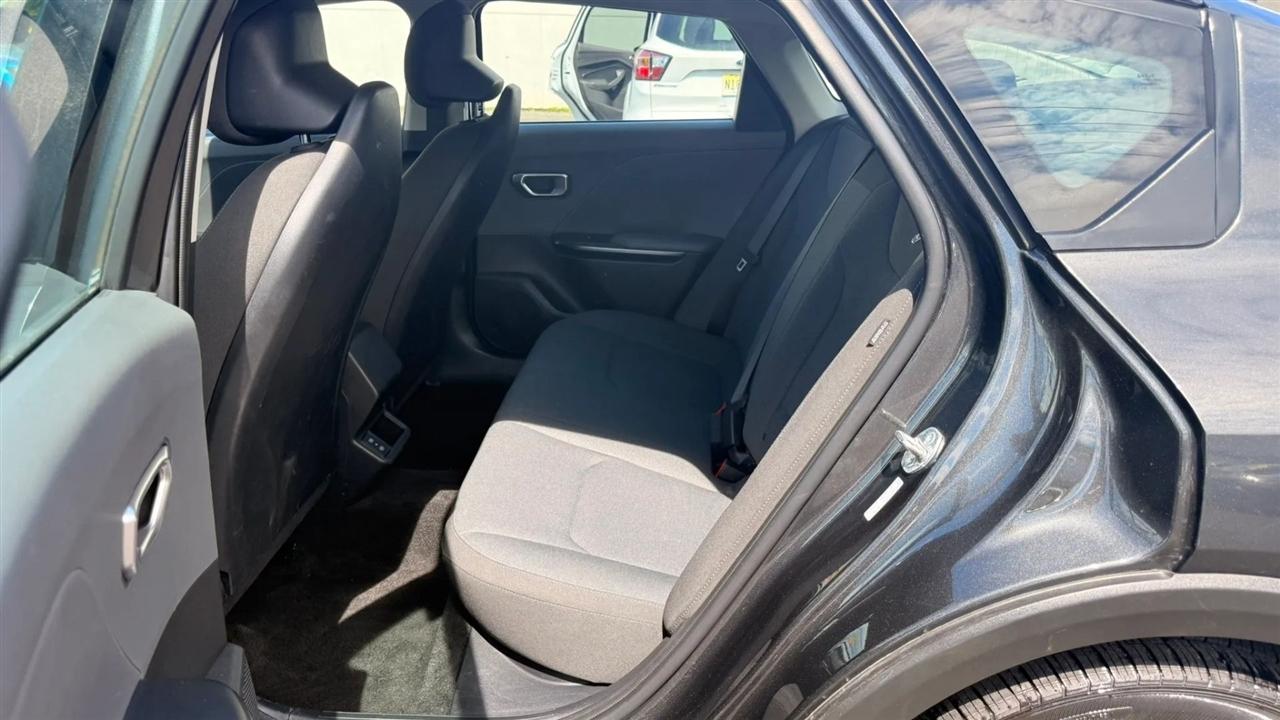 Kia K4 LXS 2025