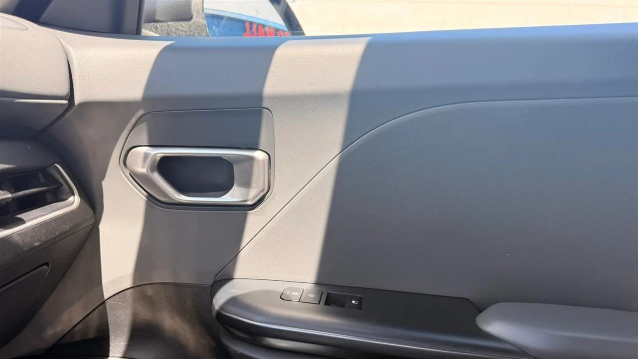 Kia K4 LXS 2025