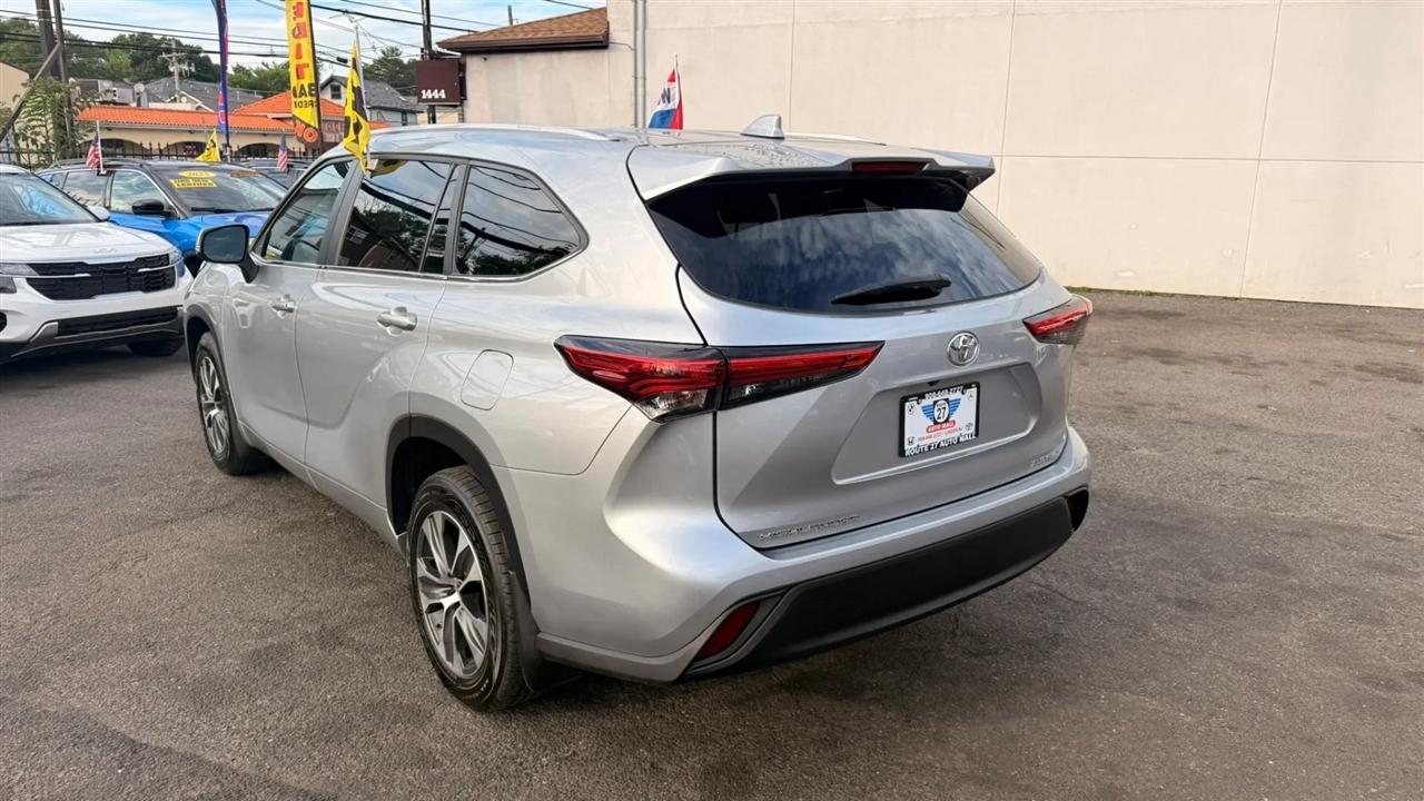 Toyota Highlander Others 2023