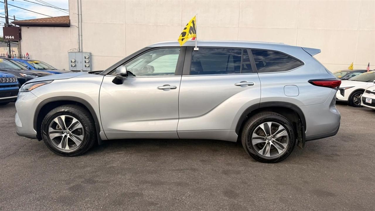 Toyota Highlander Others 2023