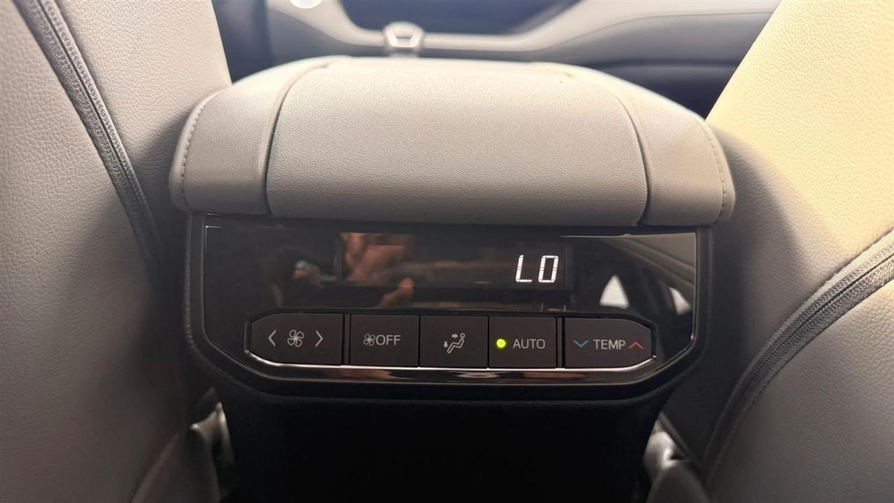 Toyota Highlander Others 2023