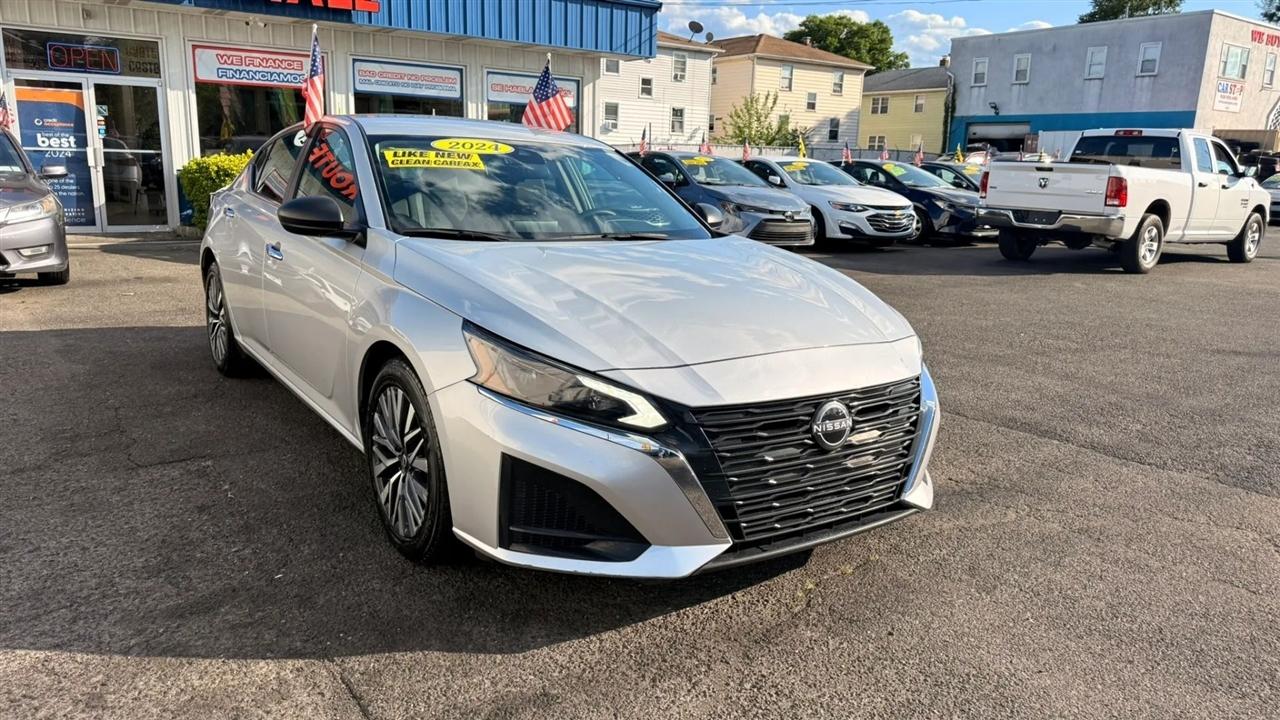 Nissan Altima 2.5 SV 2024