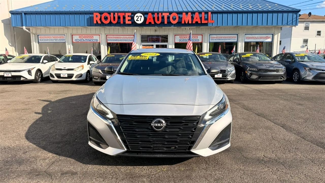 Nissan Altima 2.5 SV 2024