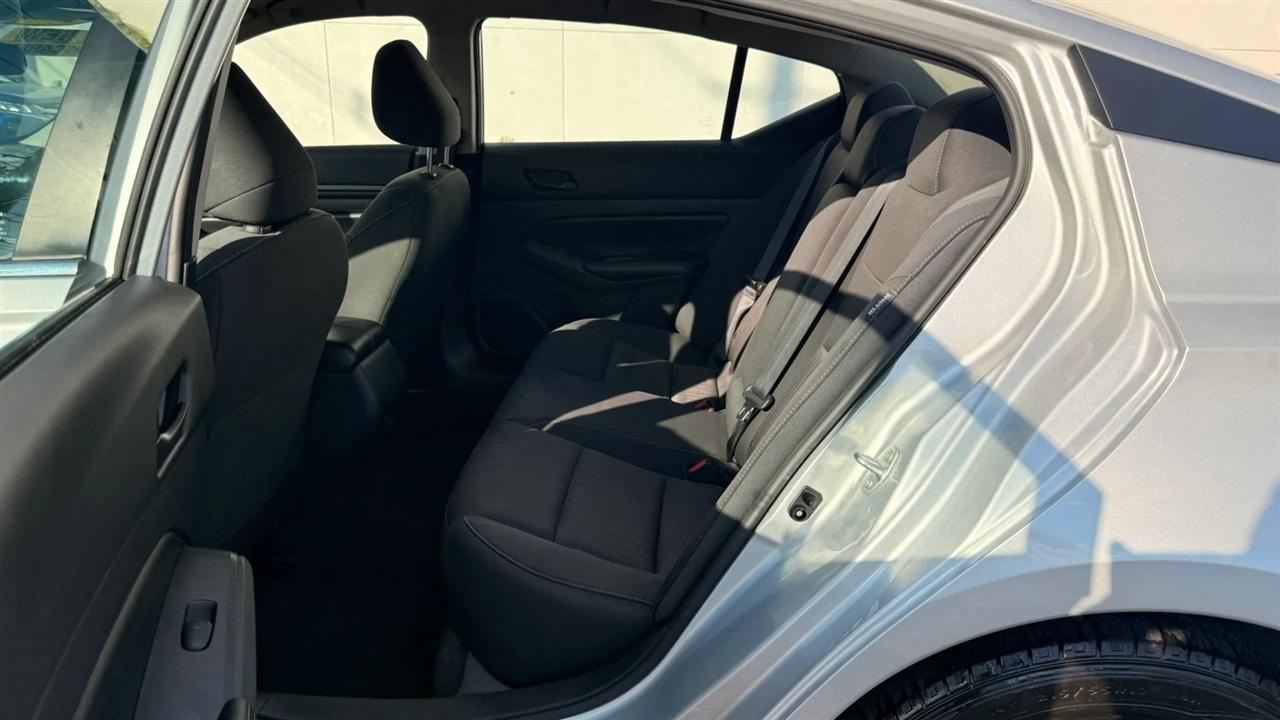 Nissan Altima 2.5 SV 2024